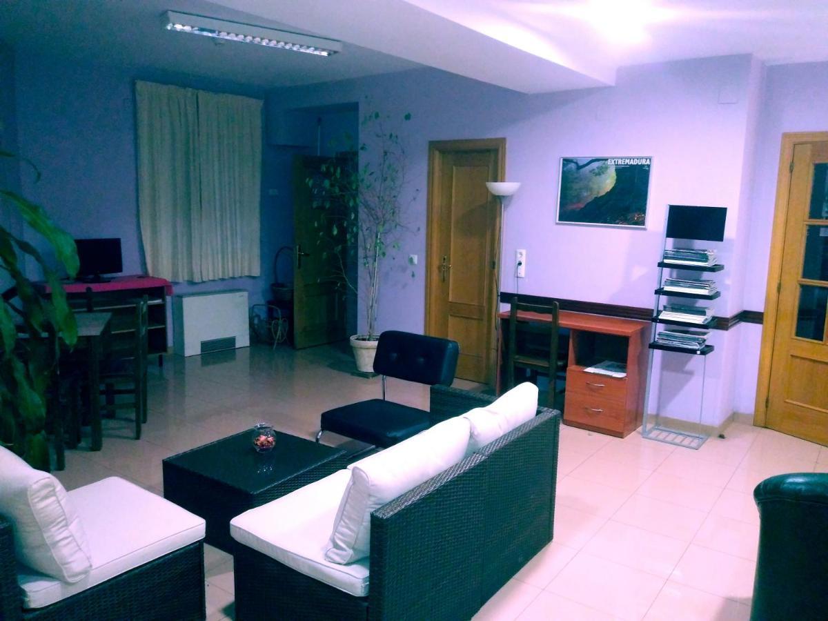 Hotel Dora Plasencia Eksteriør bilde
