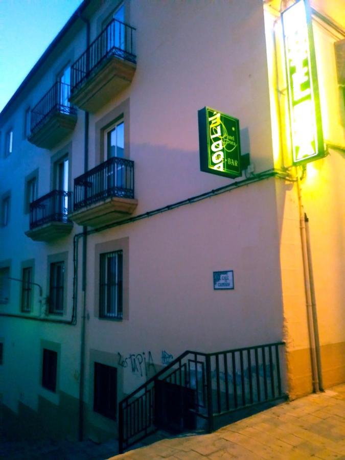 Hotel Dora Plasencia Eksteriør bilde