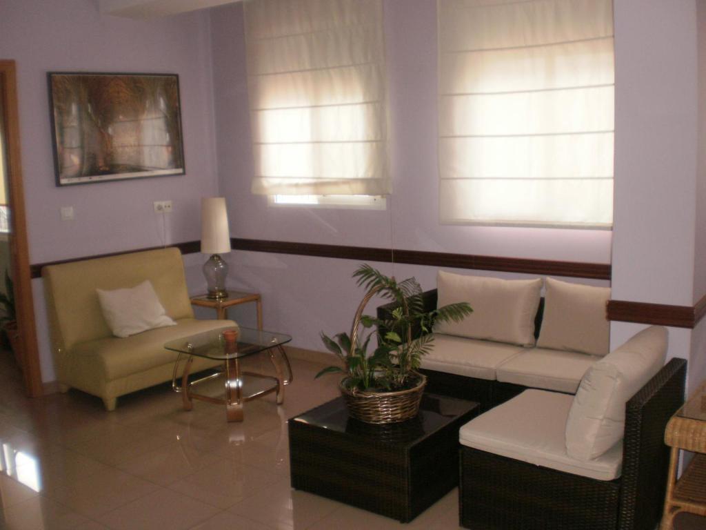 Hotel Dora Plasencia Eksteriør bilde