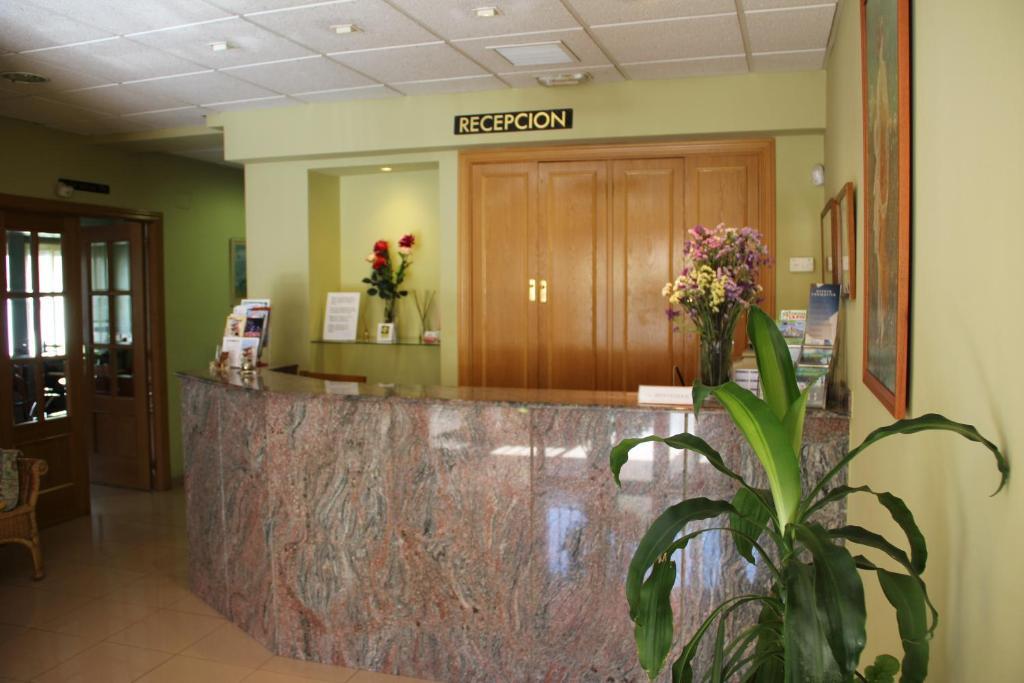 Hotel Dora Plasencia Eksteriør bilde